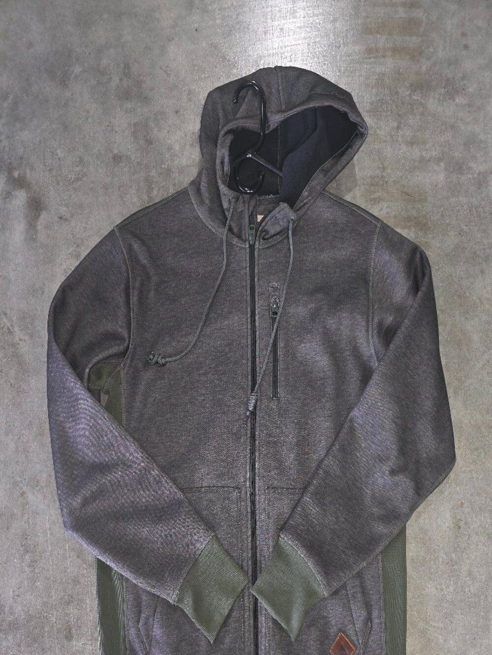 Burton Crown Weatherproof Full-Zip Fleece hoodie SIZE MEDIUM